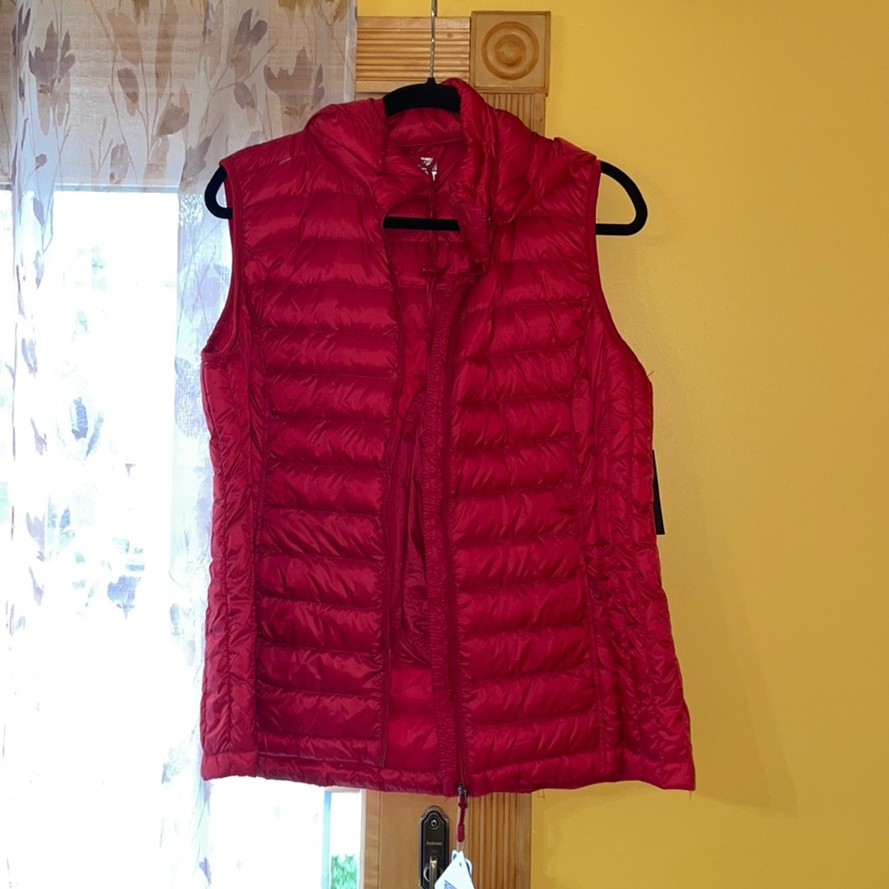 Red lightweight vest